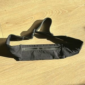 Lulu lemon running belt
